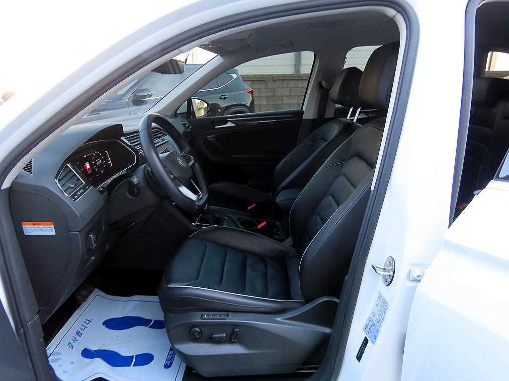 Volkswagen Tiguan - Vista 5