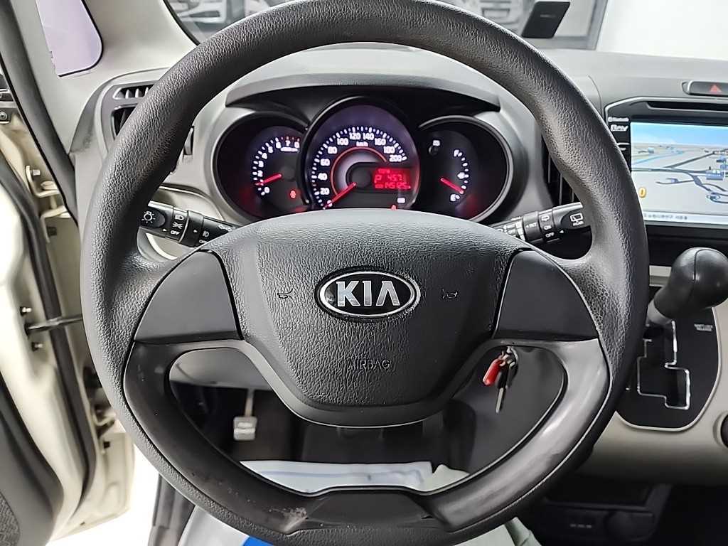 KIA Ray - Vista 9