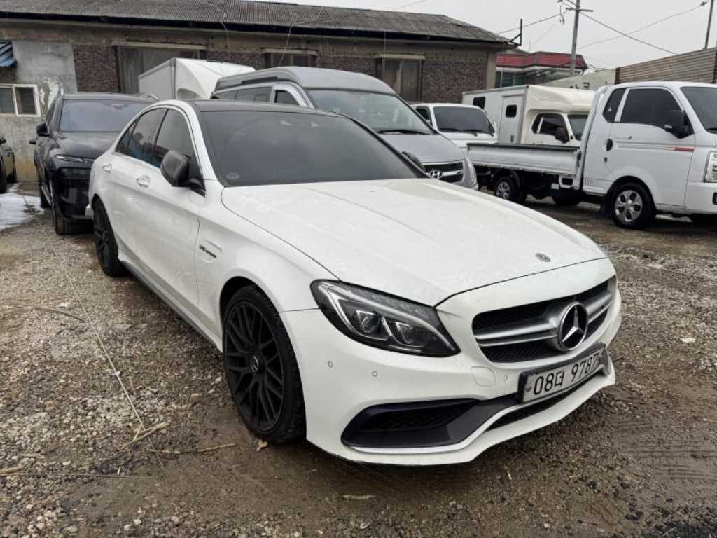 Mercedes Benz C Class 2018 - Importación desde Corea - HF Imports Iquique - Foto 1