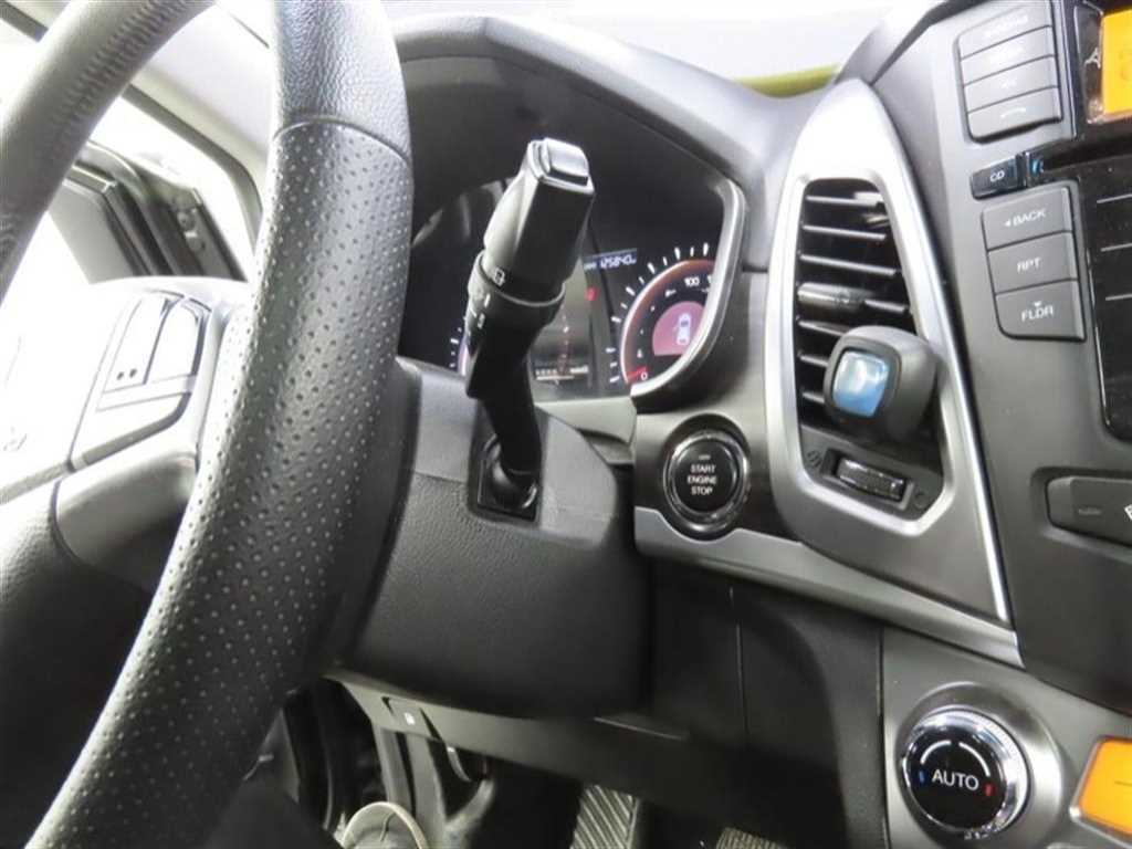 Ssangyong Korando - Vista 9