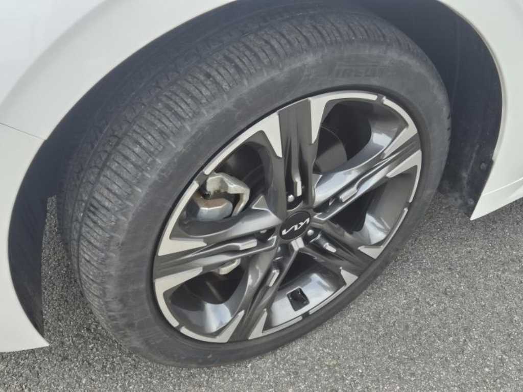 KIA K5 2023 Blanco - Importación desde Corea - HF Imports Iquique - Foto 19