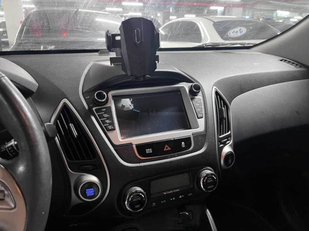 HYUNDAI Tucson - Vista 11