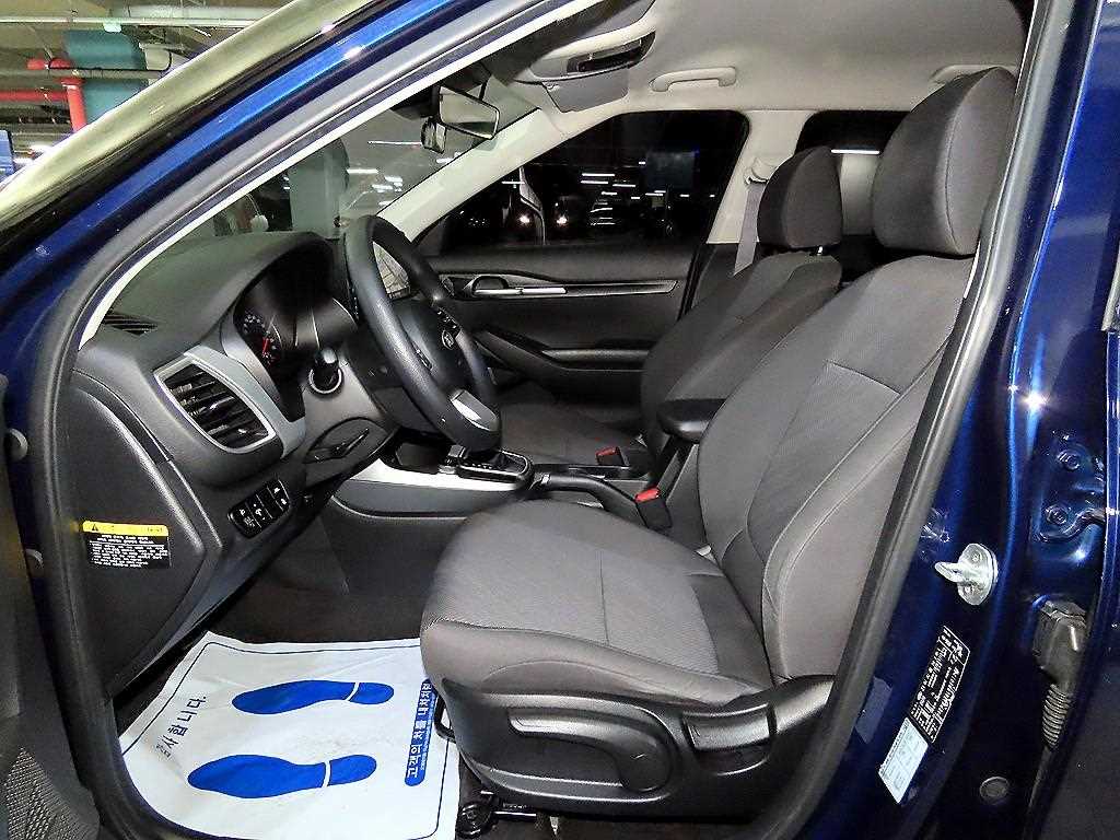 KIA Seltos - Vista 6