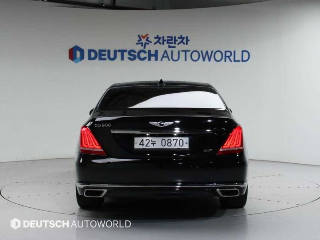 Genesis EQ900 - Vista 4