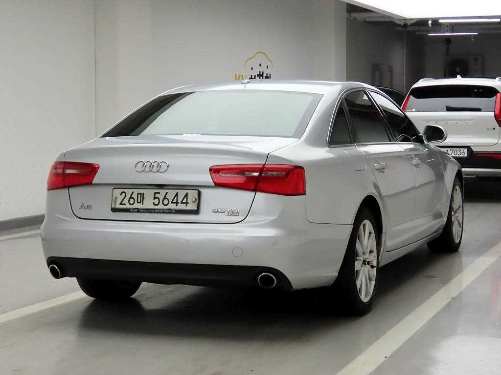 Audi A6 - Vista 4