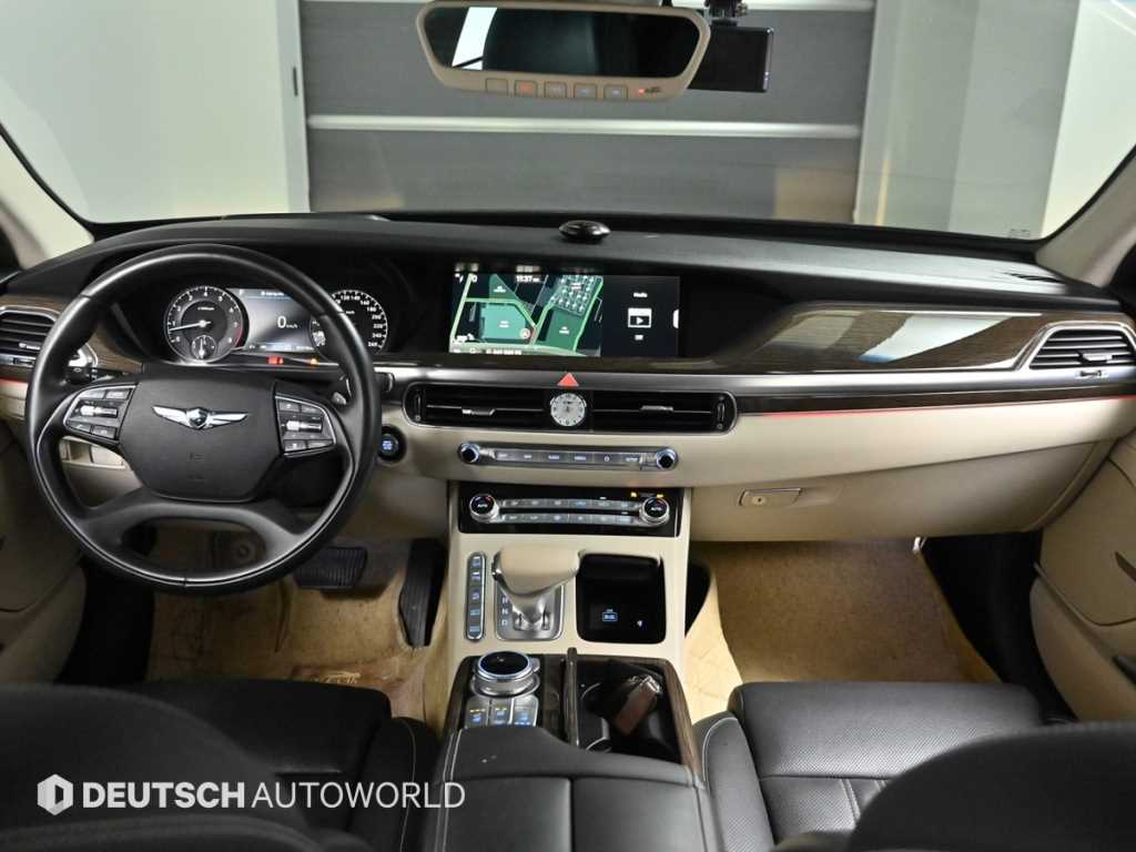 Genesis G90 - Vista 7