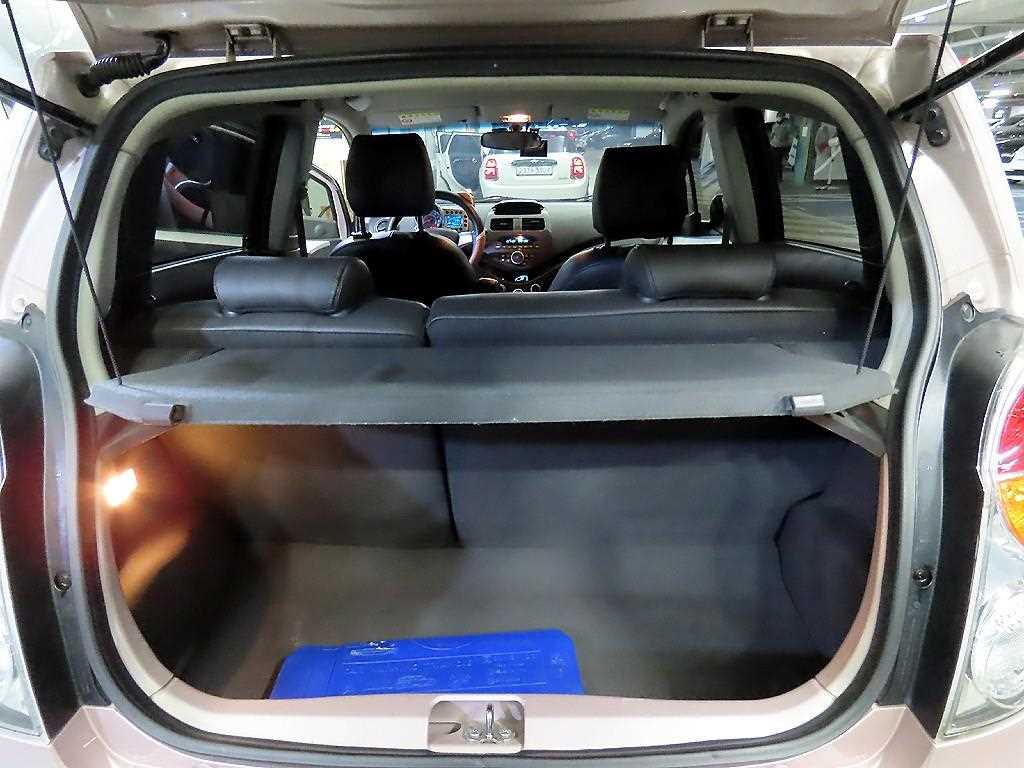 Chevrolet Spark 2012 Café - Importación desde Corea - HF Imports Iquique - Foto 16