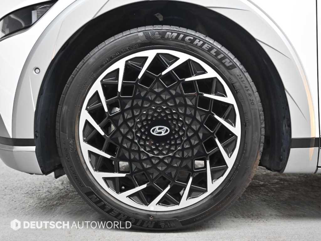 HYUNDAI Ioniq 5 - Vista 5