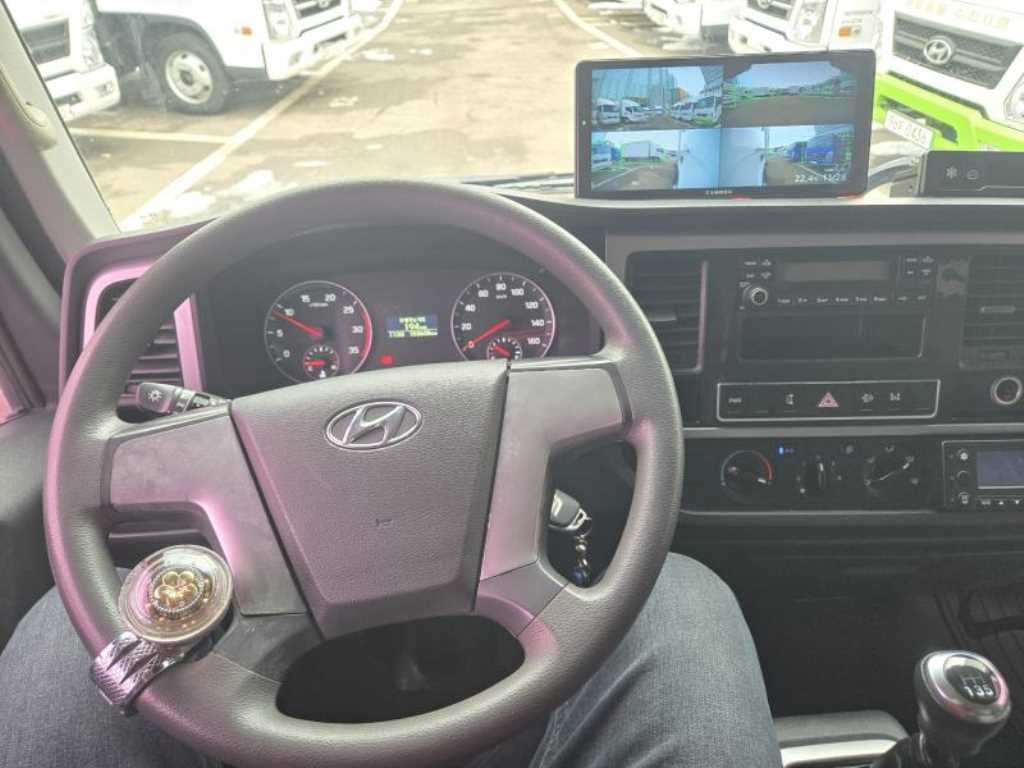 medium and large cargo truck 2015 Blanco - Importación desde Corea - HF Imports Iquique - Foto 15