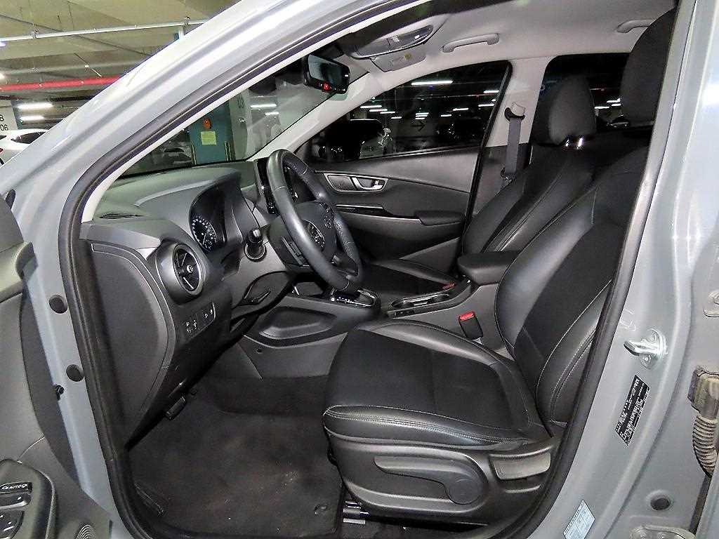 HYUNDAI Kona - Vista 6