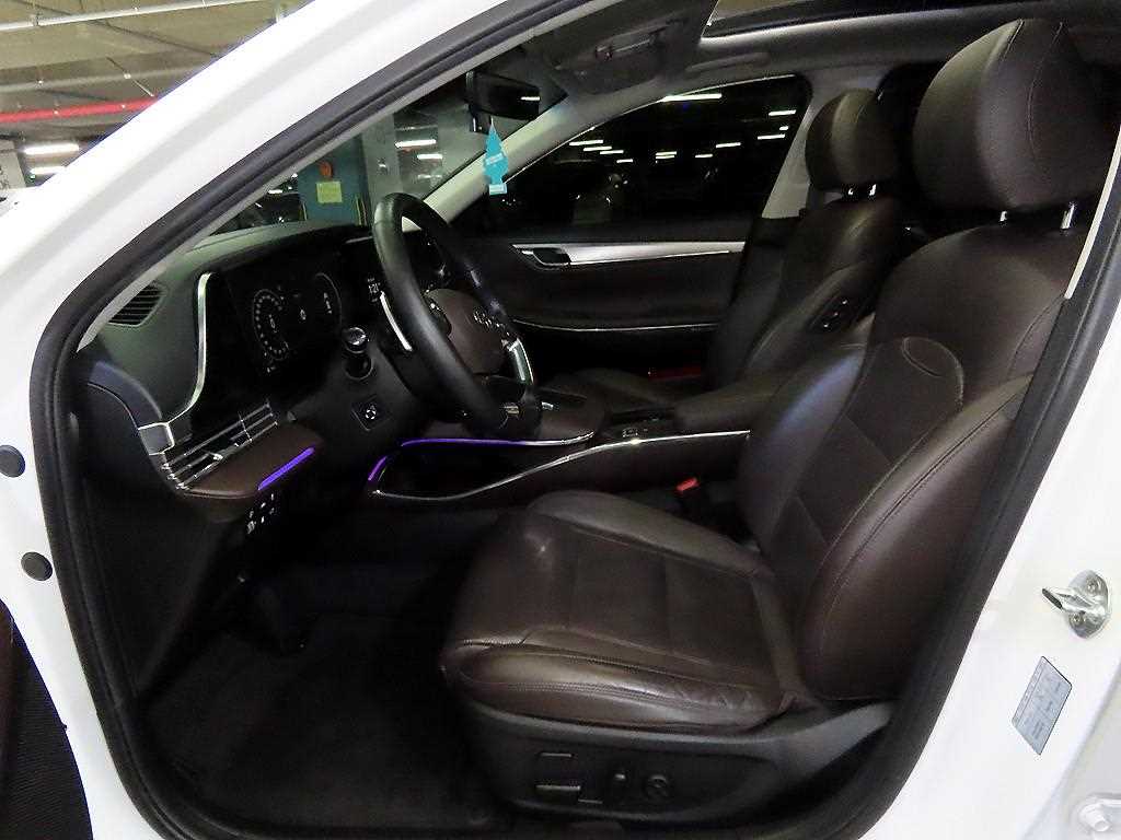 HYUNDAI Grandeur - Vista 6