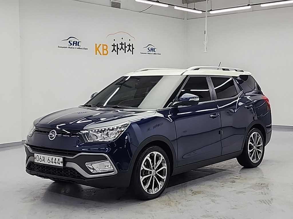 Ssangyong Tivoli 2017 Azul - Importación desde Corea - HF Imports Iquique - Foto 1