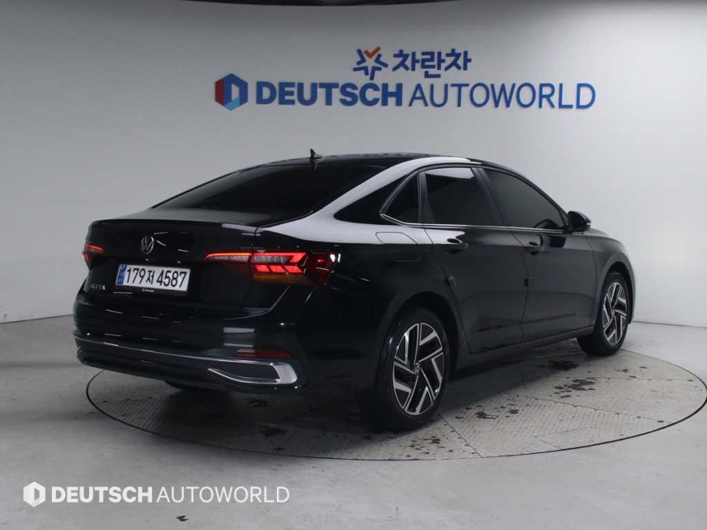 Volkswagen Jetta - Vista 2