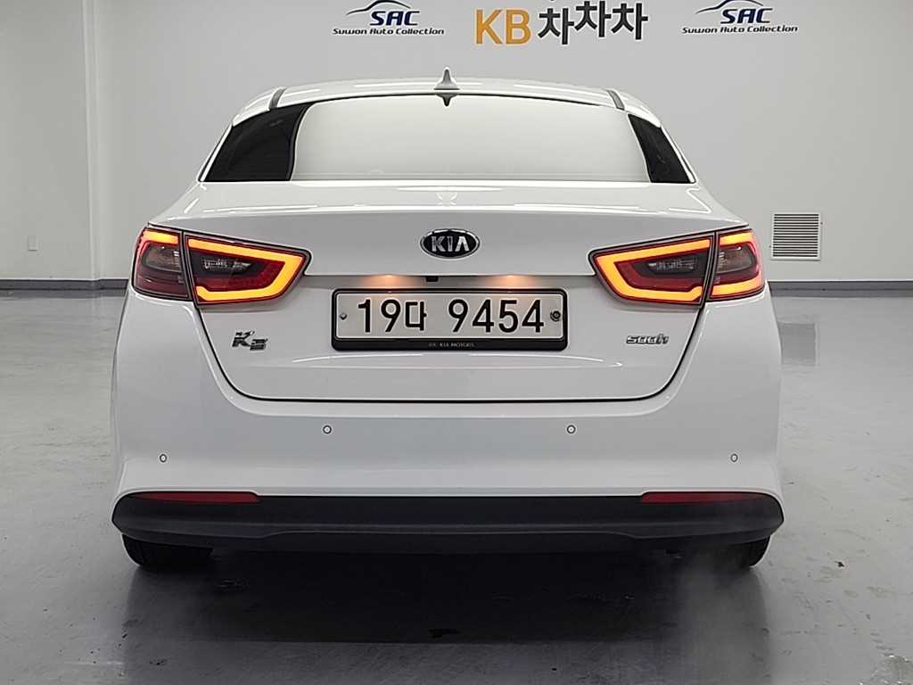KIA K5 - Vista 3