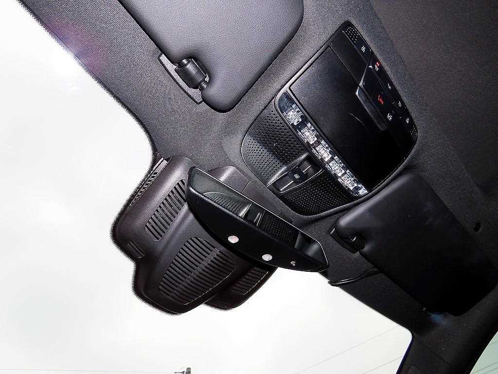 Mercedes Benz E class 2019 Negro - Importación desde Corea - HF Imports Iquique - Foto 16