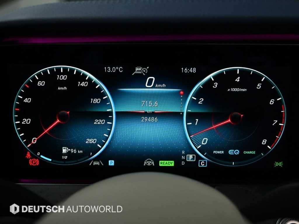 Mercedes Benz E class - Vista 8