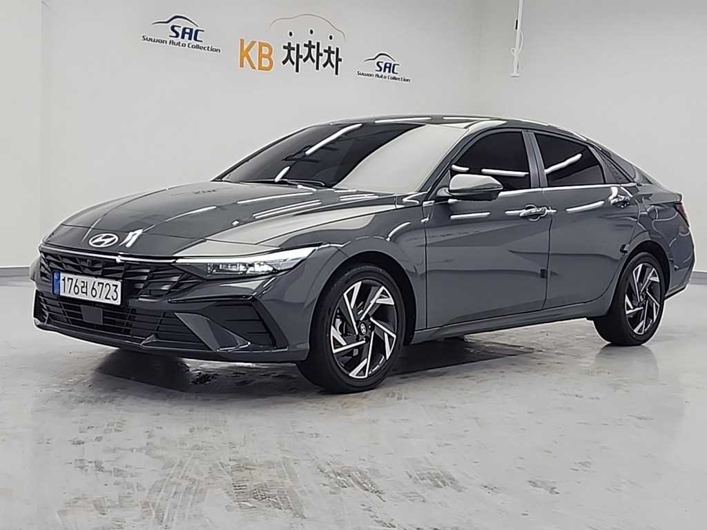 HYUNDAI Avante - Vista 2