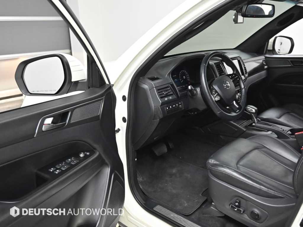 Ssangyong Rexton - Vista 11