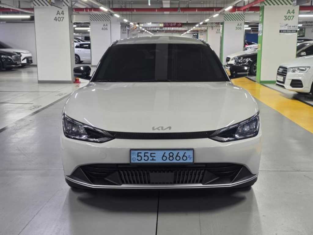 KIA EV6 2022 the color of pearl - Importación desde Corea - HF Imports Iquique - Foto 1
