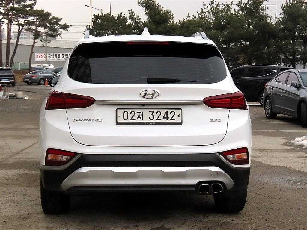 HYUNDAI Santa Fe - Vista 4