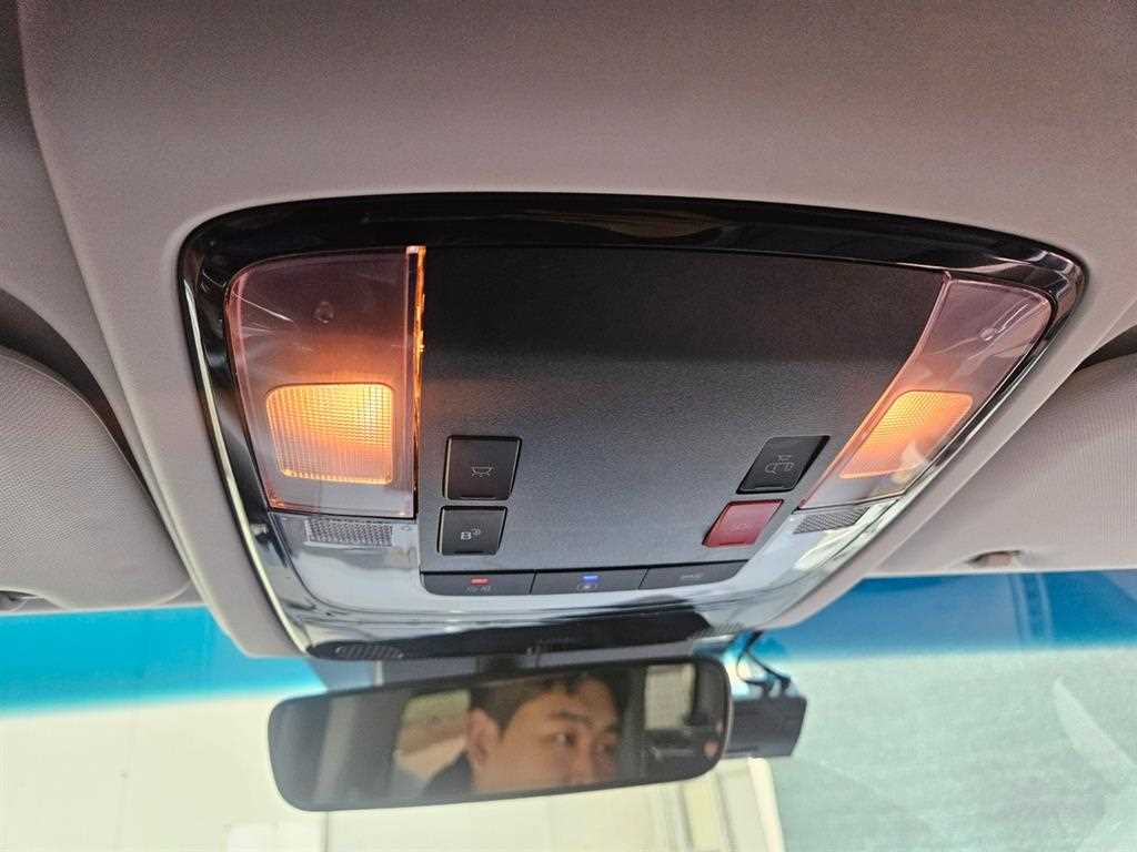 HYUNDAI Staria 2024 Gris - Importación desde Corea - HF Imports Iquique - Foto 16