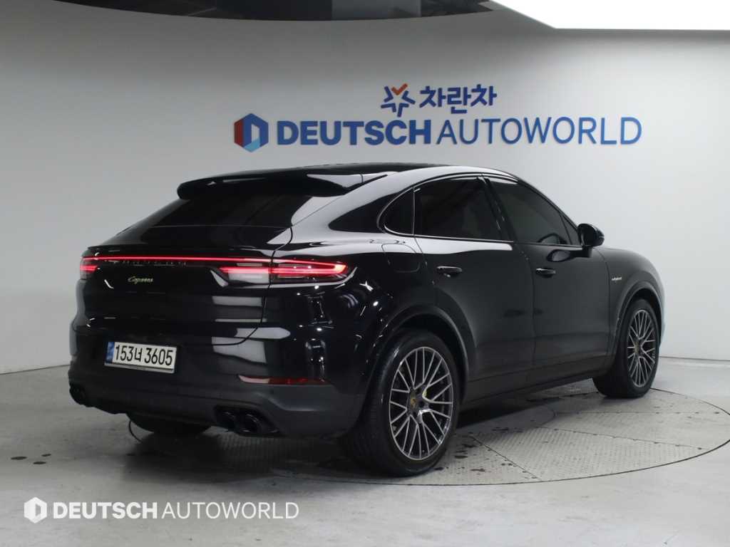 Porsche Cayenne - Vista 4