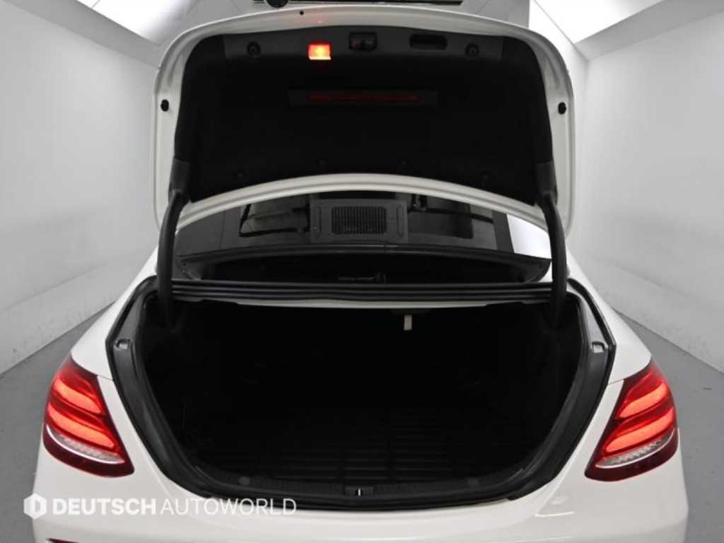 Mercedes Benz E class 2017 Blanco - Importación desde Corea - HF Imports Iquique - Foto 20