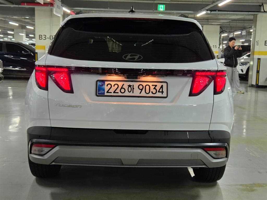 HYUNDAI Tucson - Vista 5