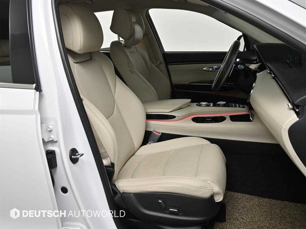 Genesis GV70 - Vista 10