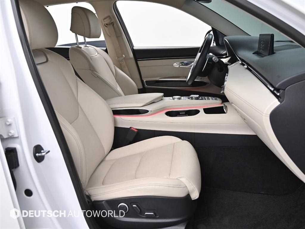 Genesis GV70 - Vista 10