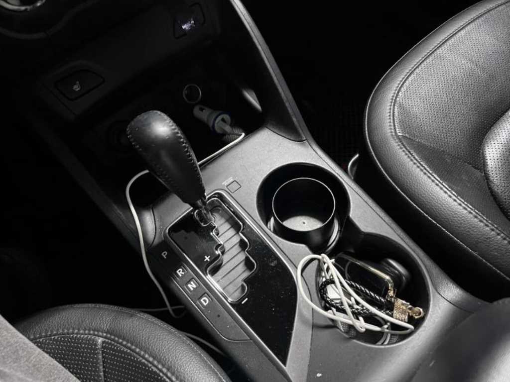 HYUNDAI Tucson - Vista 9