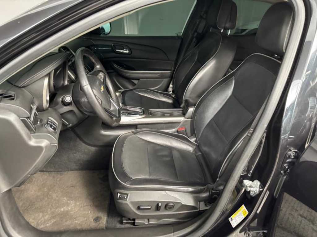 Chevrolet Malibu - Vista 6