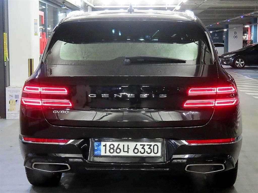 Genesis GV80 - Vista 5