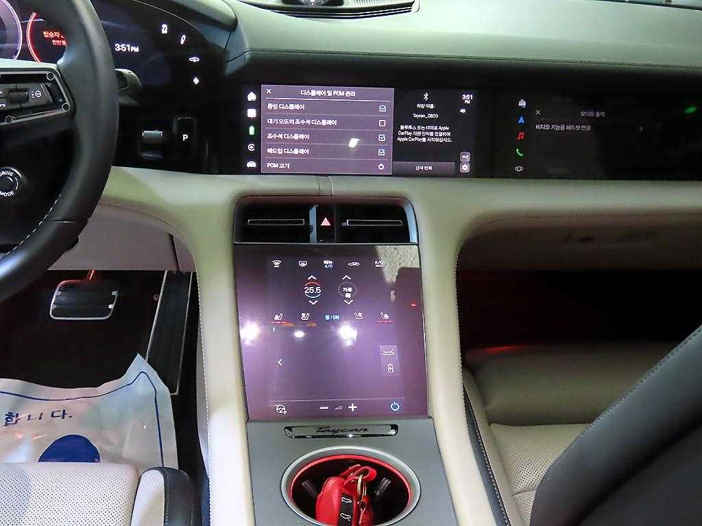 Porsche Taycan - Vista 11