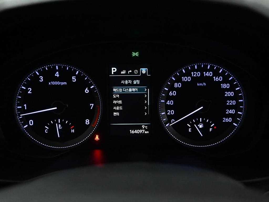 HYUNDAI Grandeur - Vista 8