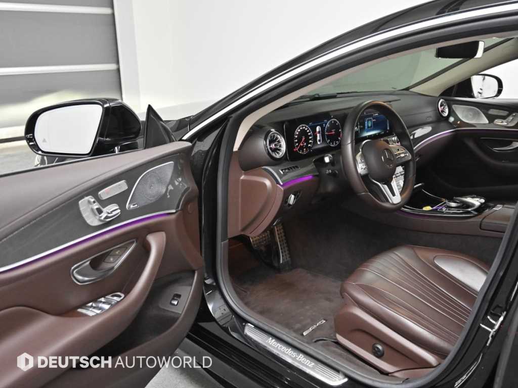 Mercedes Benz CLS Class - Vista 11