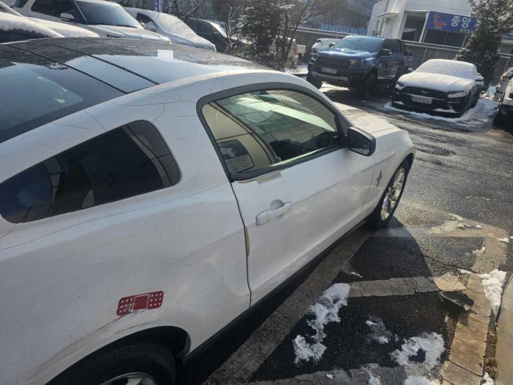 Ford Mustang - Vista 6