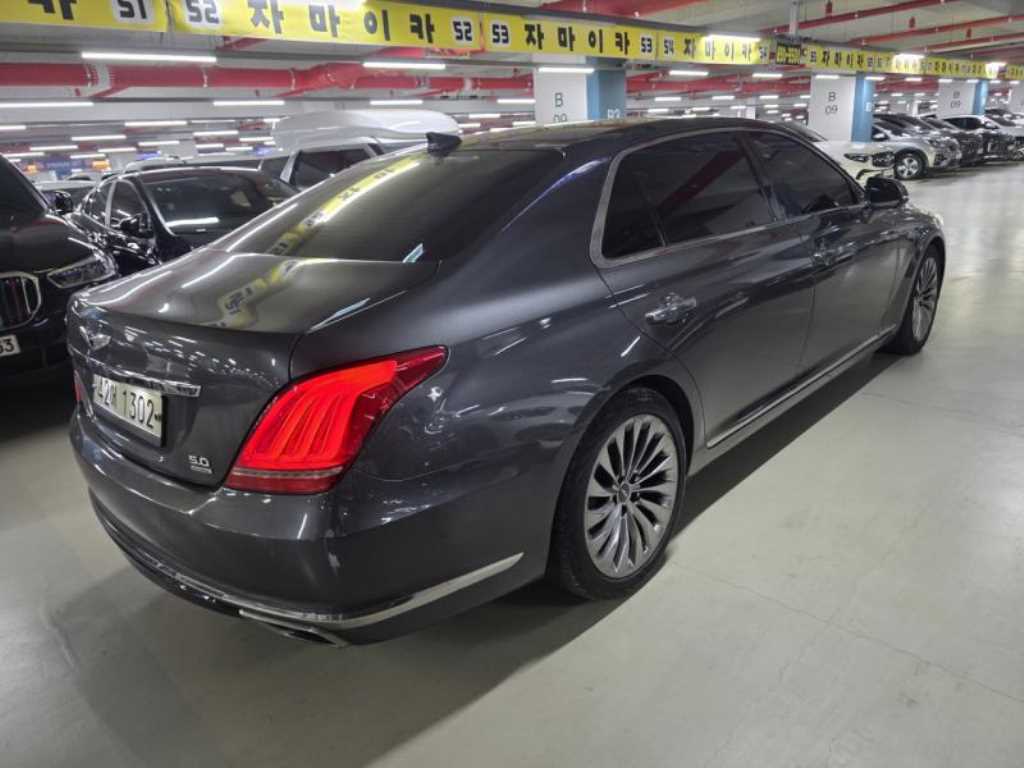 Genesis EQ900 - Vista 4