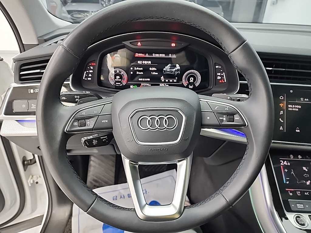 Audi Q7 - Vista 9