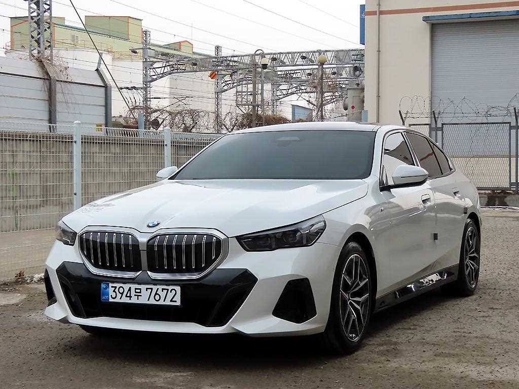 BMW 5 Series - Vista 2