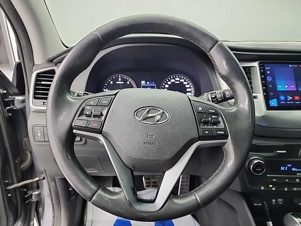 HYUNDAI Tucson - Vista 9