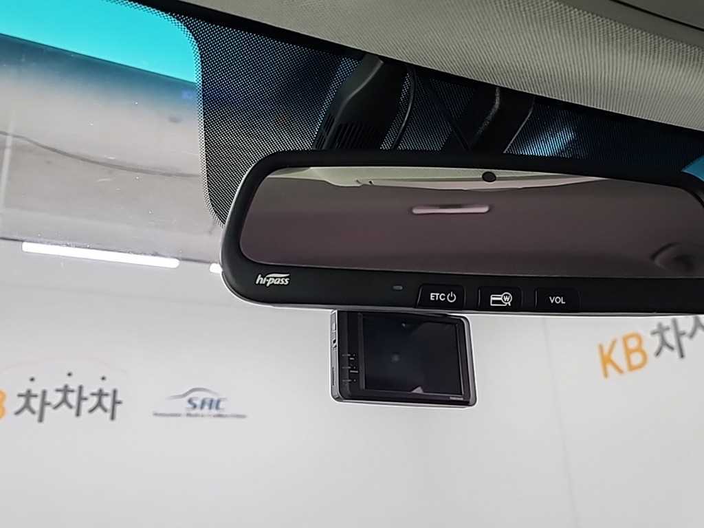 HYUNDAI Avante 2017 Blanco - Importación desde Corea - HF Imports Iquique - Foto 15