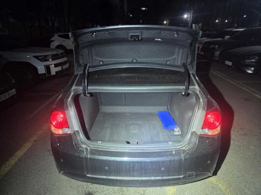 Chevrolet Cruise - Vista 5