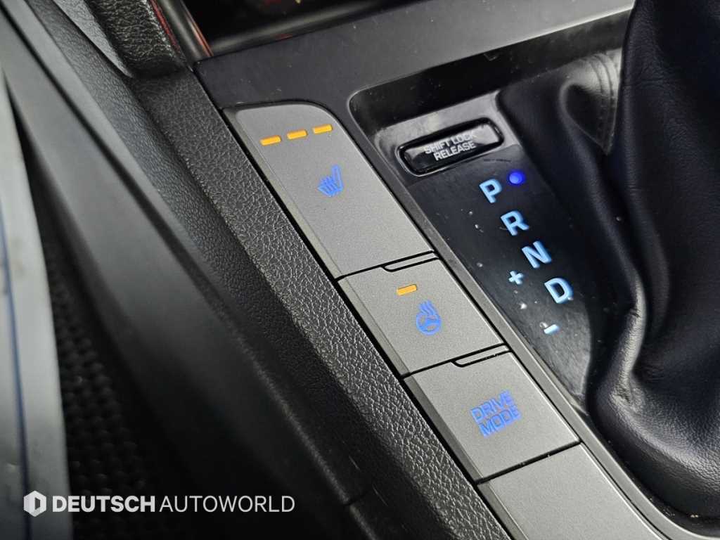 HYUNDAI Avante 2016 Blanco - Importación desde Corea - HF Imports Iquique - Foto 17