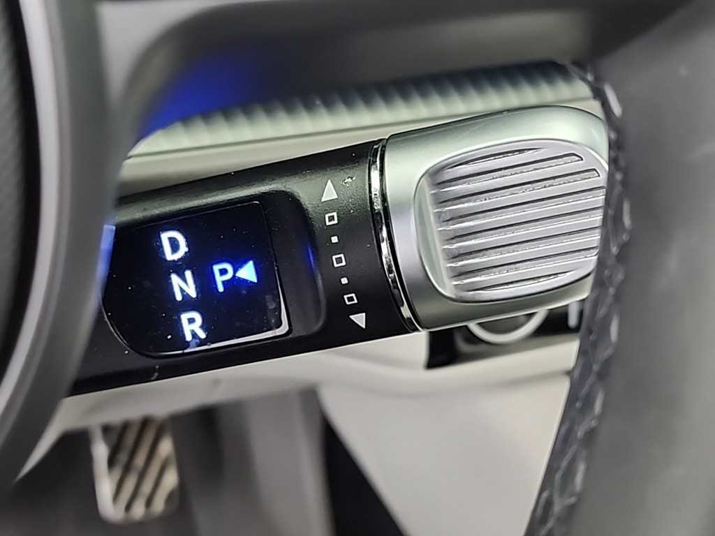 HYUNDAI Ioniq 6 - Vista 8