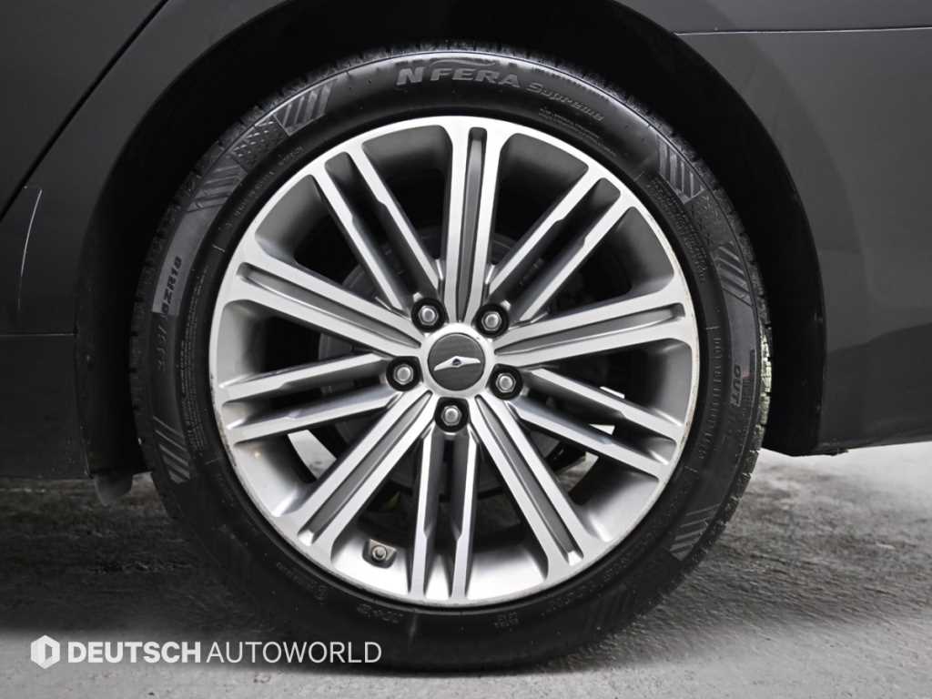 Genesis G80 - Vista 5