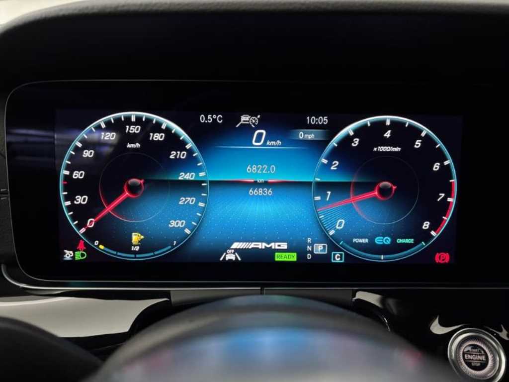 Mercedes Benz AMG GT - Vista 9