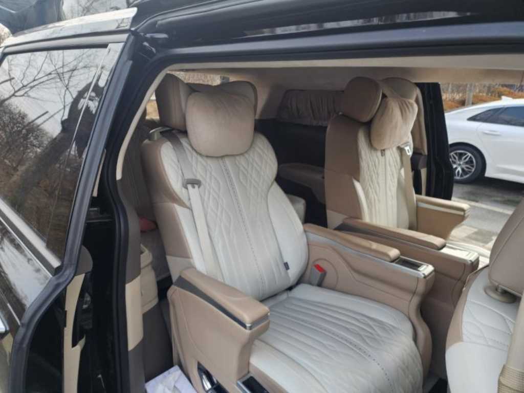 KIA Carnival - Vista 4