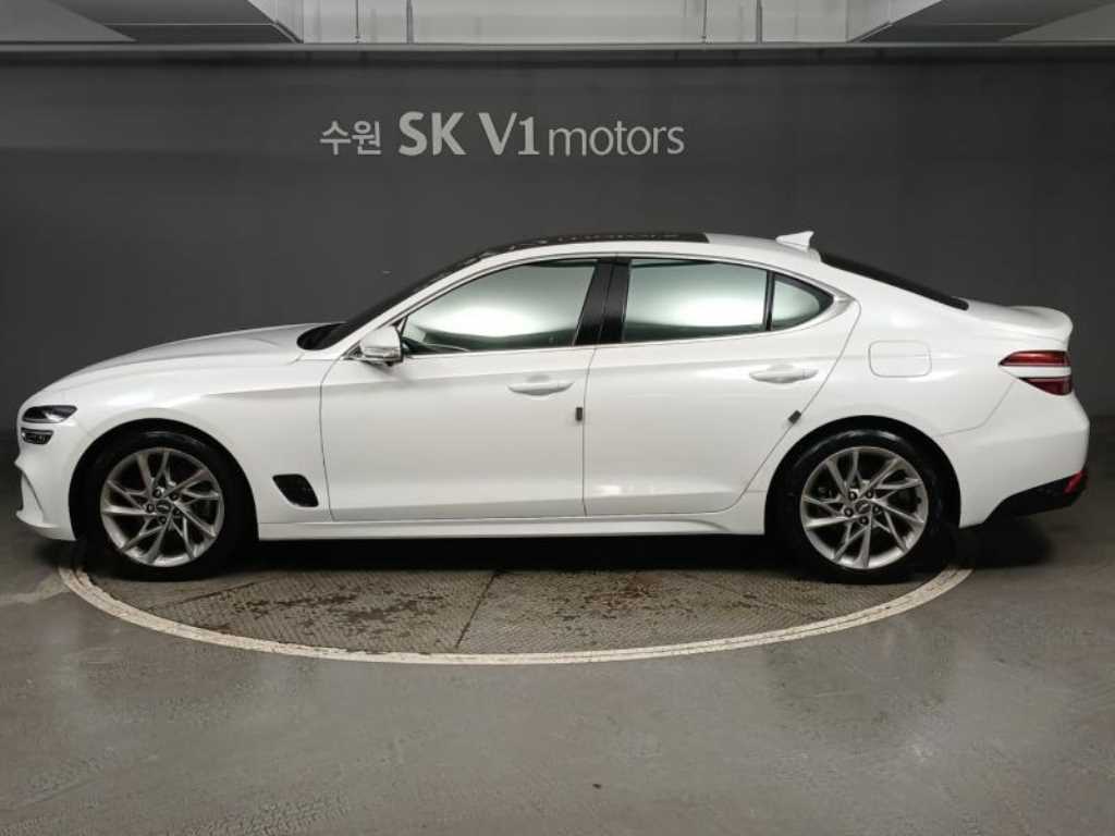 Genesis G70 - Vista 4