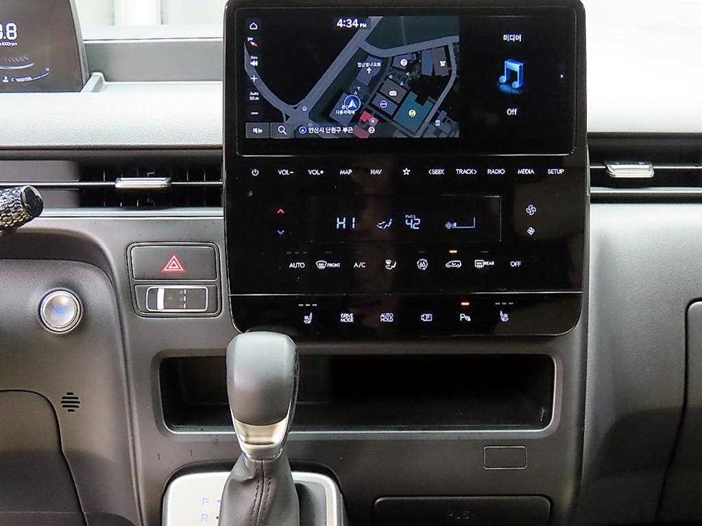 HYUNDAI Staria 2025 Gris - Importación desde Corea - HF Imports Iquique - Foto 14